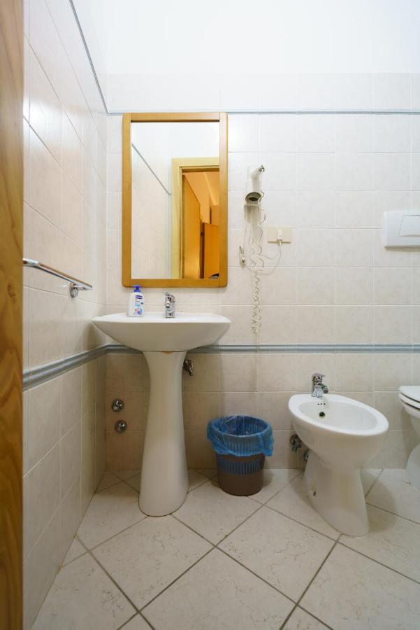 A Due Passi Dal Mare Apartment Рио Маджоре Екстериор снимка