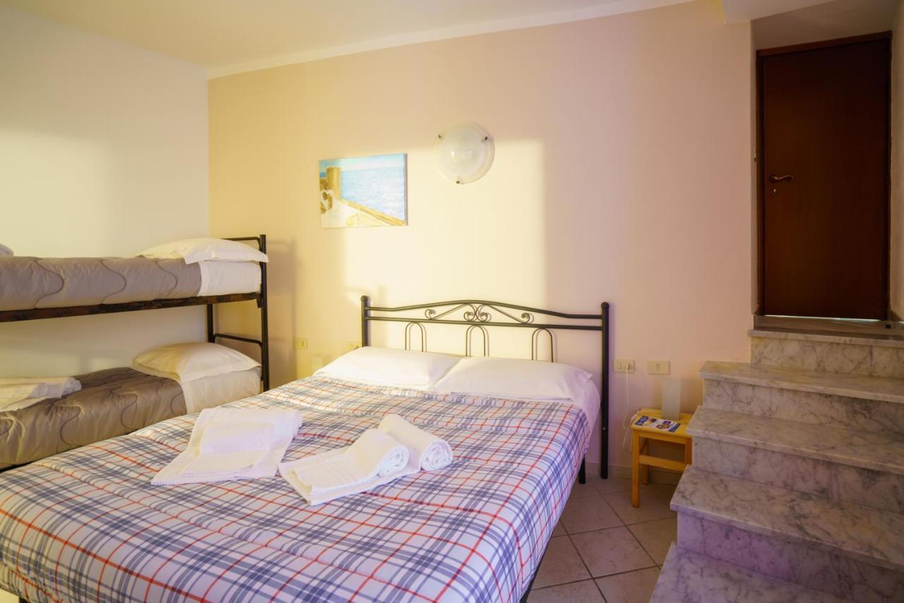 A Due Passi Dal Mare Apartment Рио Маджоре Екстериор снимка