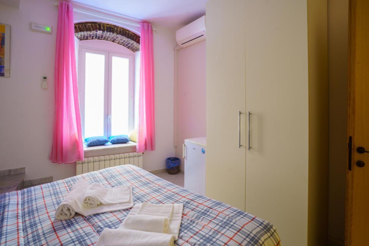 A Due Passi Dal Mare Apartment Рио Маджоре Екстериор снимка